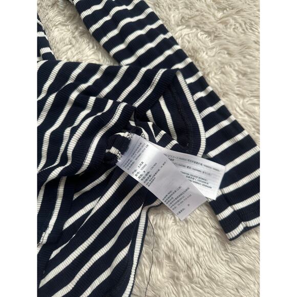 Abercrombie & Fitch Medium Navy Blue White Striped Off The Shoulder Top Ribbed - Picture 7 of 7